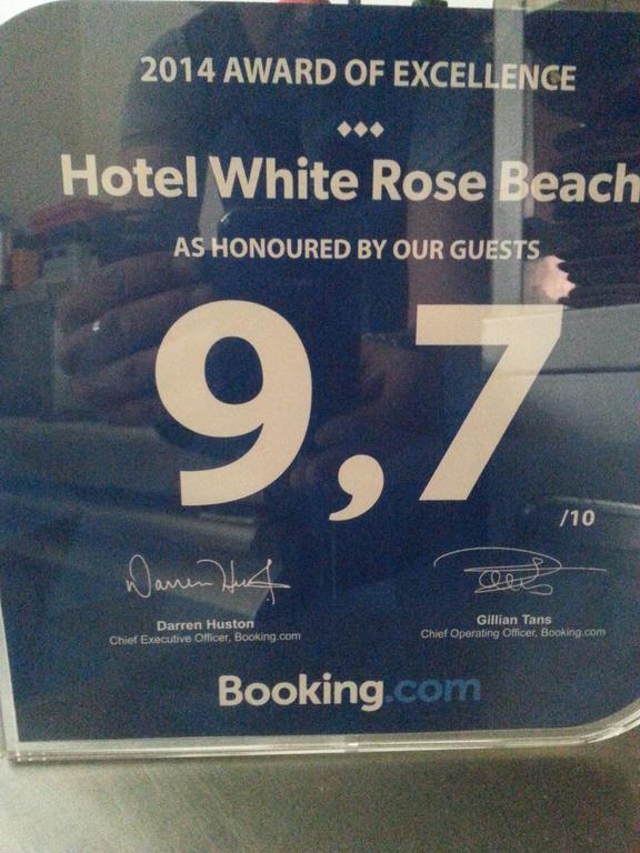 Hotel White Rose Beach Olympiakí Aktí Buitenkant foto